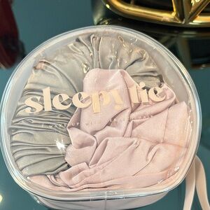 Sleepy Tie- headless hair curler